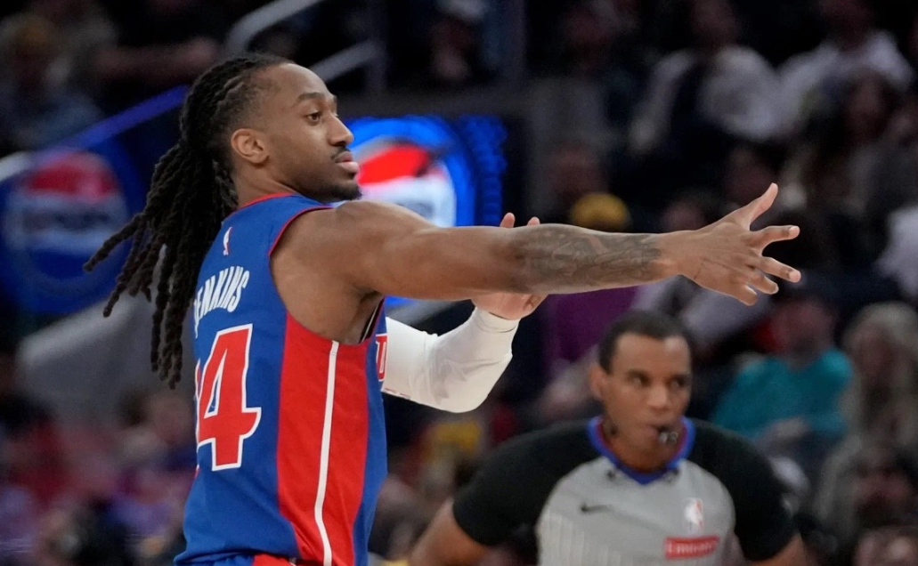 活塞大胜76人，一战说明两个问题。1，为什么要“挑”活塞？很不明智。本场过后活