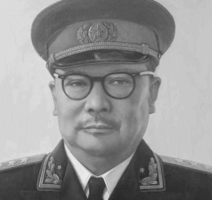 1943年，李克农秘密接见了一名共产党叛徒，对方表示自己知错，希望能够重新加入共