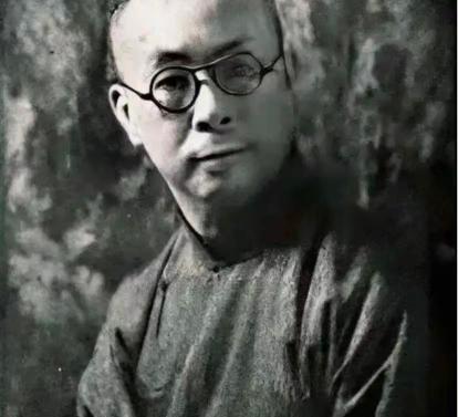 中国最大汉奸是谁？远比汪精卫更加可恨。若是无他，日本连中国大门都进不了。一个叛