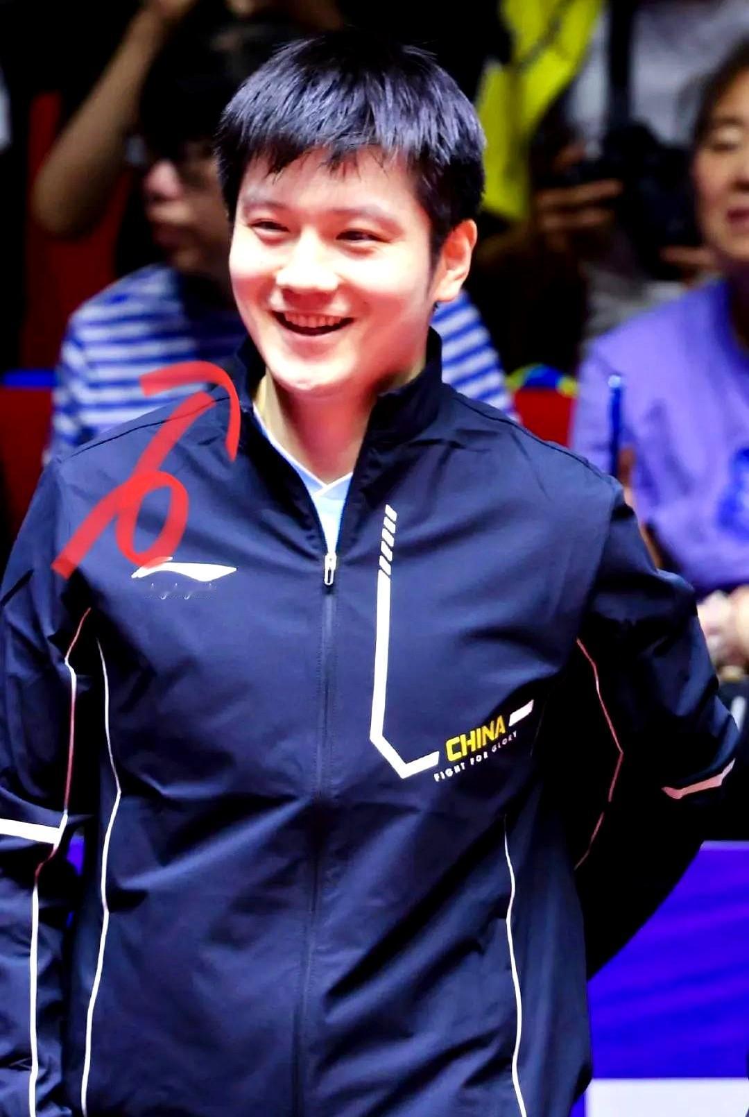 感觉樊振东失去世界排名后，越来越不对劲儿了，与其他乒乓球运动员的差距越来
