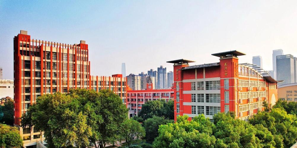 武汉二中最高分672.5分！2026年3月25日、3月26日，湖北高三十二校