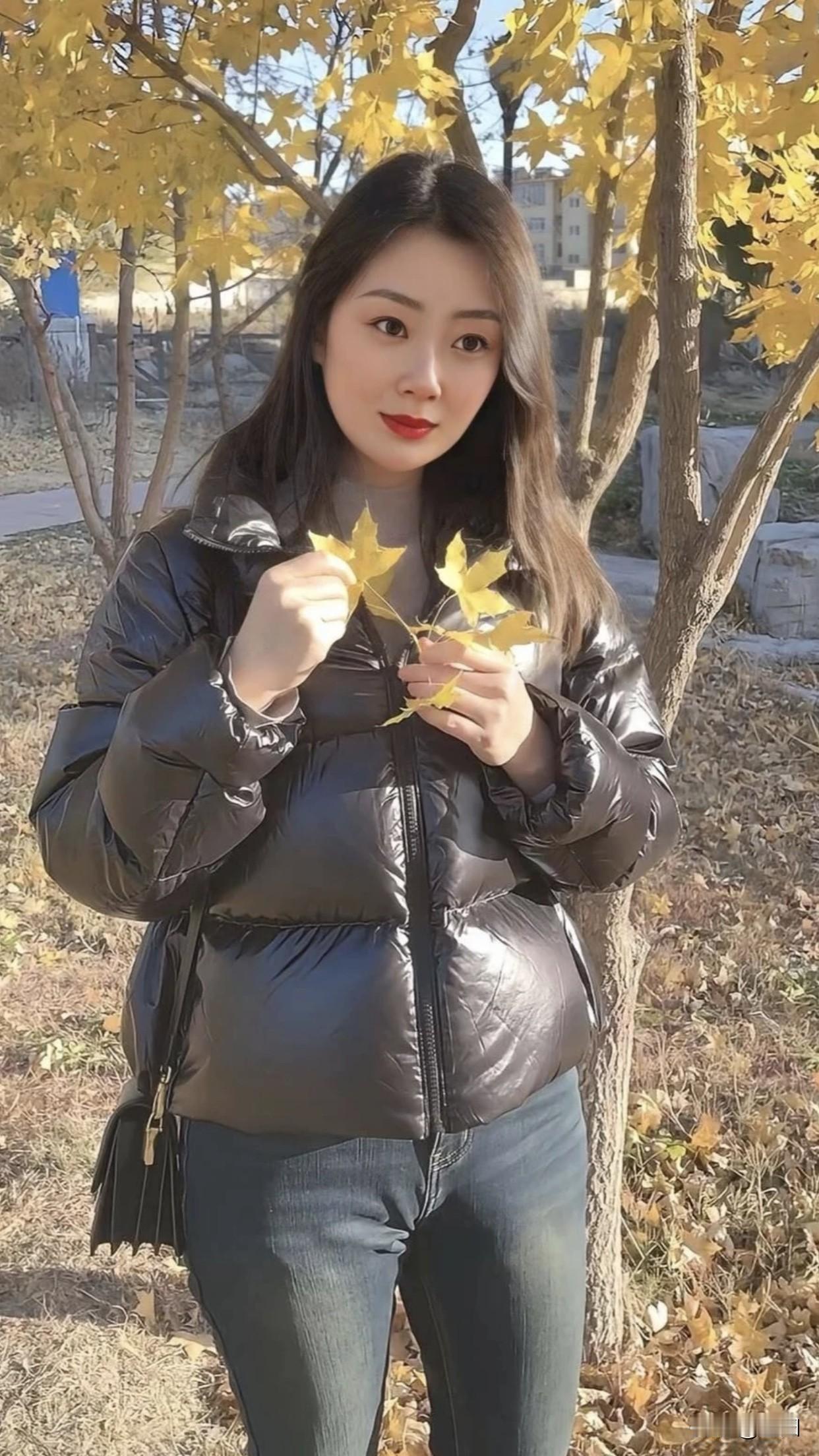 怎样完成气质风穿搭选择简约款式的衣服，避免过于花哨的设计。