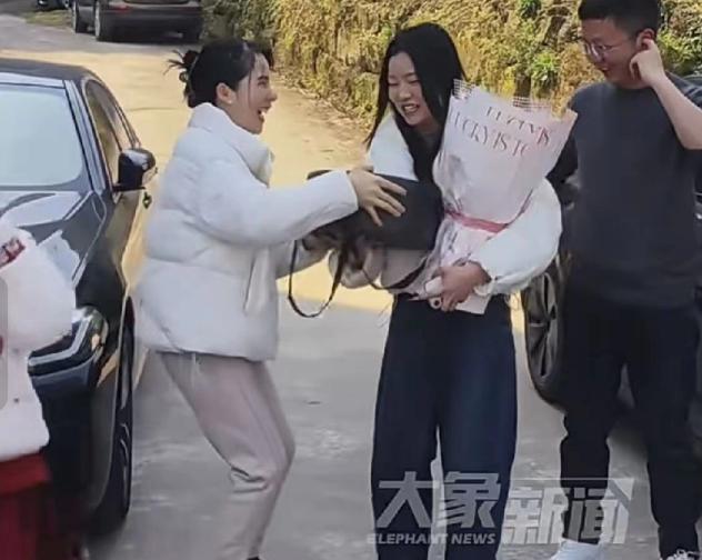 “穷和敷衍不一样”！四川南充，一32岁男子首次带女友回家，万万没想到，全家30多