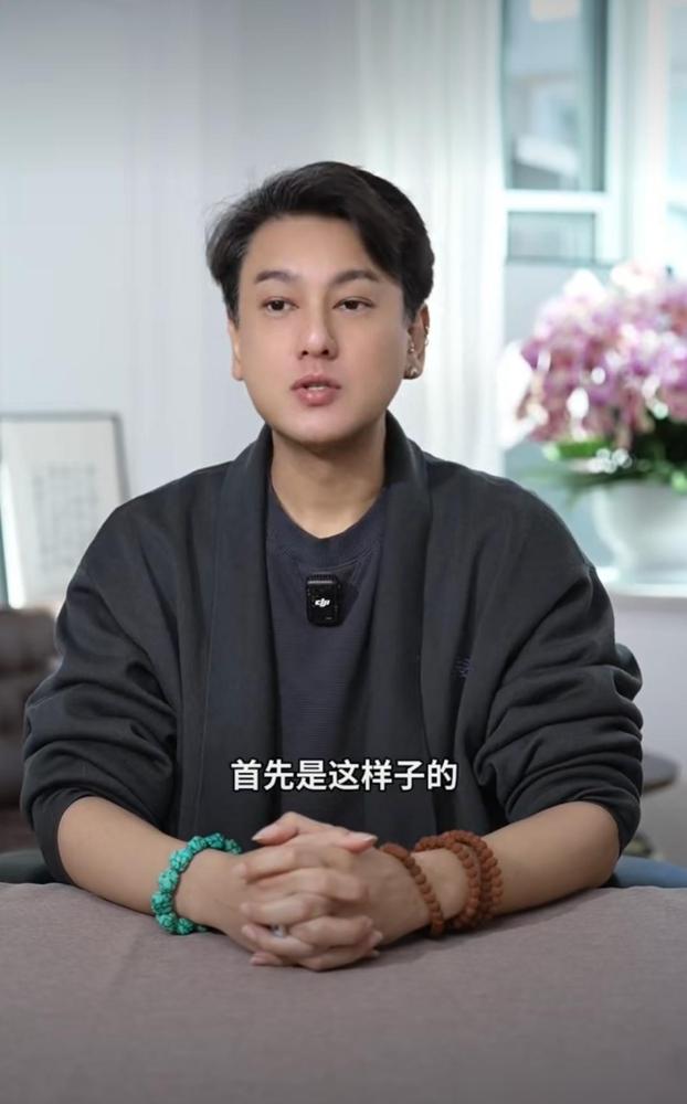 准备合体开演唱会。自己却被踢出了群聊。朱孝天最新的回应，把这场F4重组风波的底裤