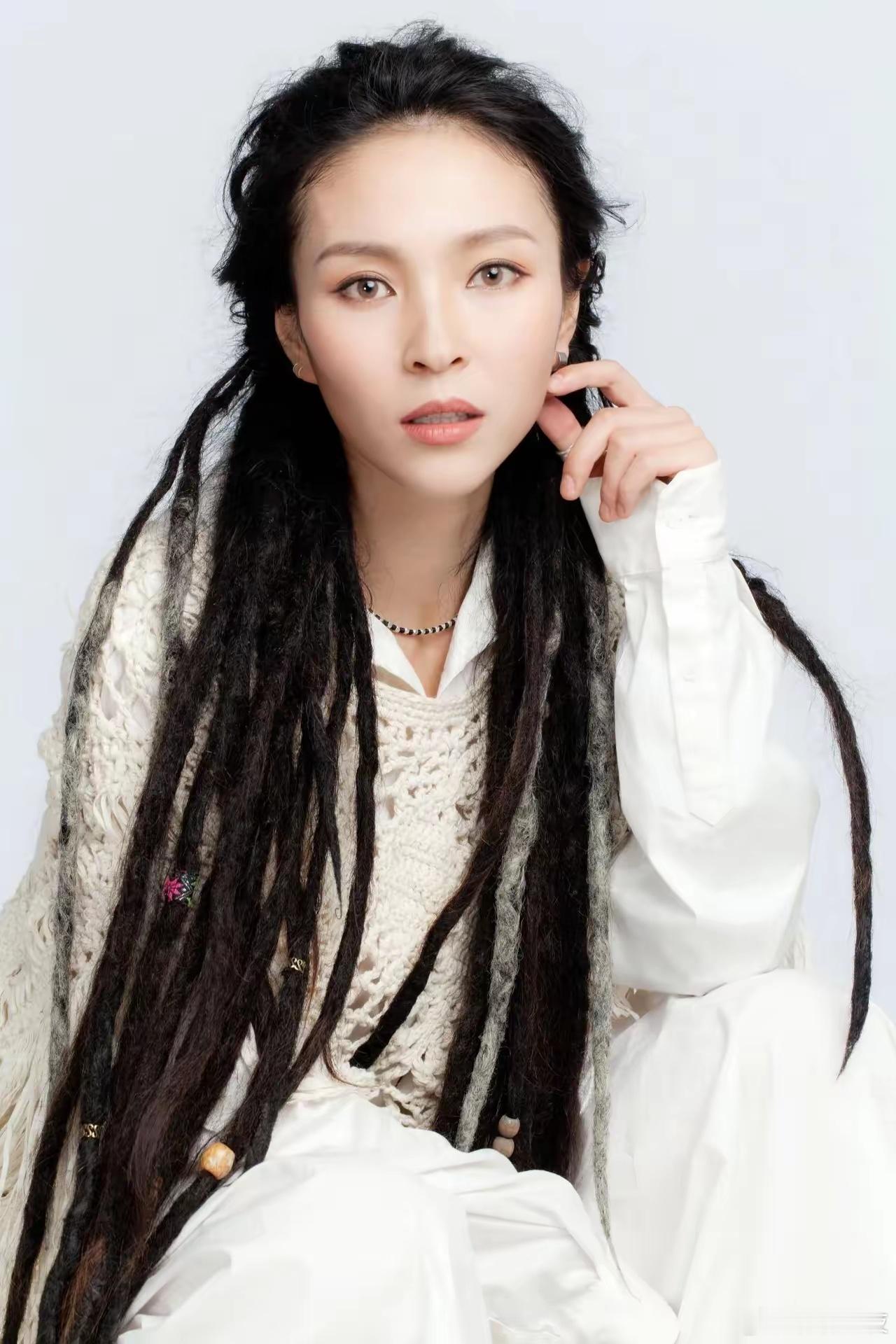 这个女人的命真是苦。​她的名字叫毕夏，哈尔滨人，今年33岁，可以说是麻绳专挑细处