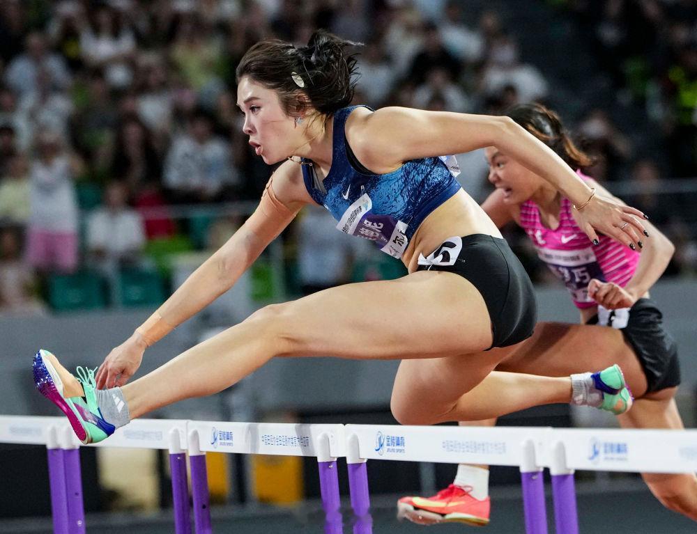   8月16日，2026年全国田径锦标赛女子100米栏决赛在浙江衢...