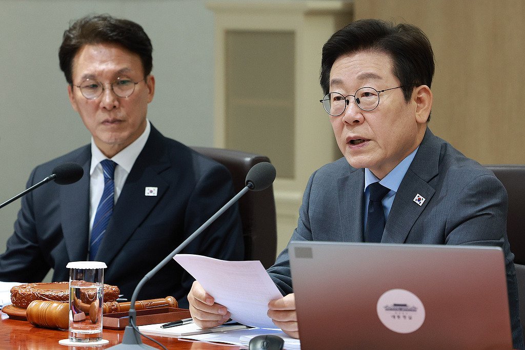 #李在明这算哪门子言论自由#【李在明要求制裁反华集会，批评参与者试图恶化双边关
