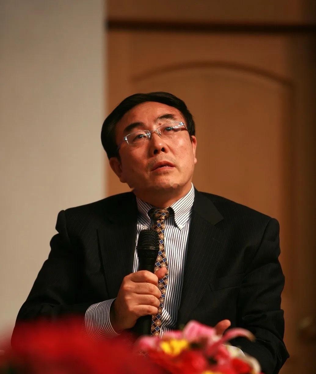 刘纪鹏教授:我长期满仓，人家都叫我“刘满仓”
