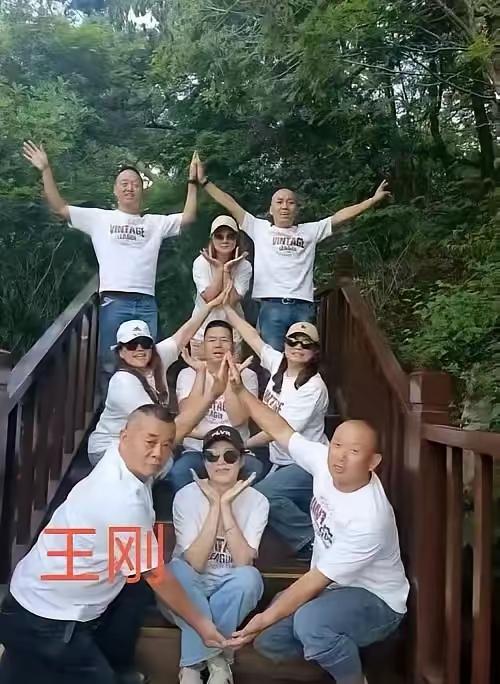 小心了！​王先生已经前往西藏啦！王先生一行人自驾去往西藏，不少当地民宿店家