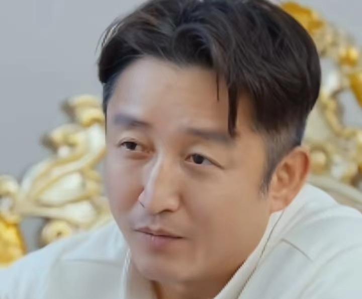 冉莹颖昨天深夜的直播大家都看了吧？七年婚姻，七个口罩的库存，为了给邹市明那个烧了