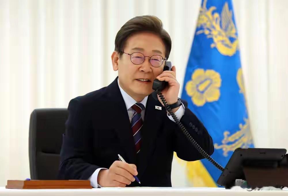 围台军演刚结束，李在明就要访华，高市明白了：日本要遭空前孤立。解放军围台军演