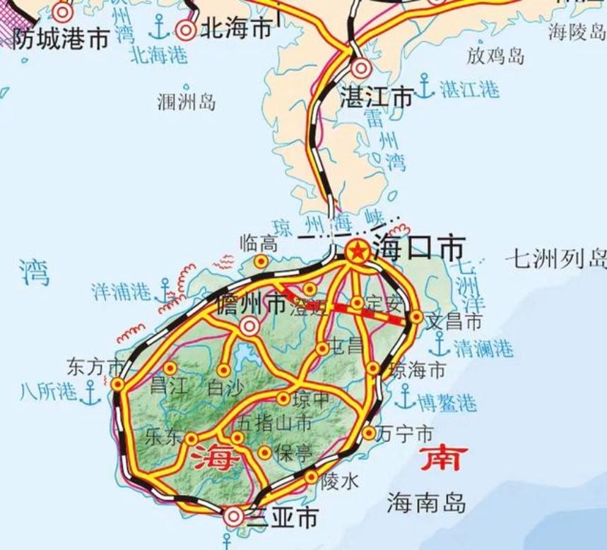 为何非洲的矿石、中东的油气，非得在新加坡卸货重装，不能直接运到我们的港口？就连东