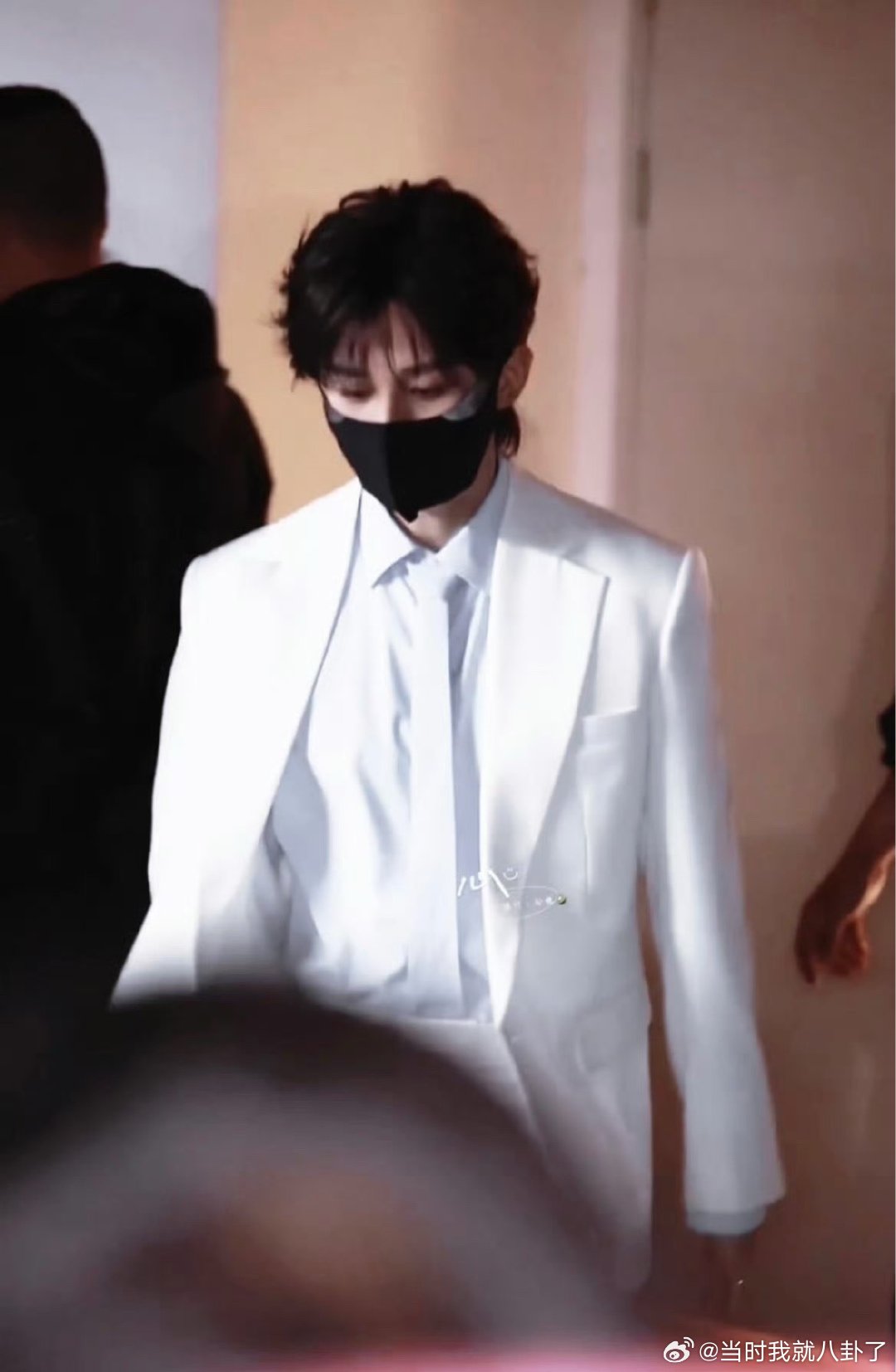 成毅年后上班状态太好啦～谁看了不说一句青春男大！期待成毅的新作品成毅