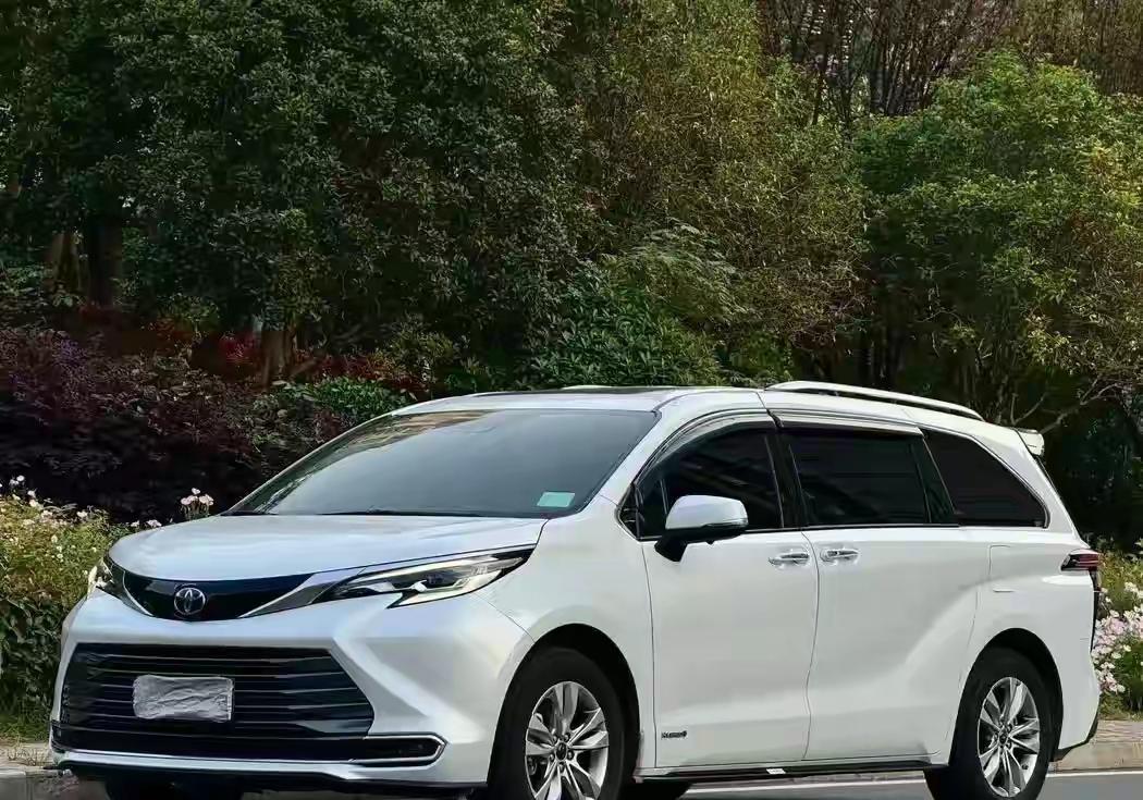 落地40万我嫌贵，降到22万我真买。这不是我瞎说的。2021年赛那刚国产那会儿