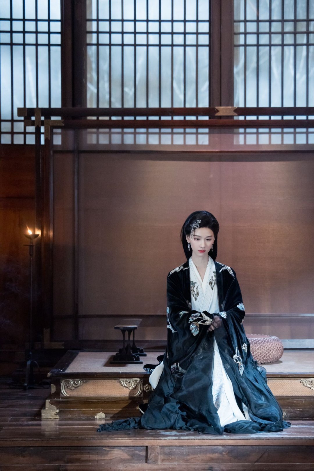 陈都灵雾妄言吐血入耳陈都灵把雾妄言的破碎感演到极致，吐血入耳那幕看得心都揪紧了