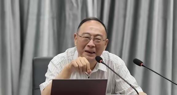 中国未来五年日子不好过！金灿荣教授早就提醒过大家，未来五年是关键时期，我们的