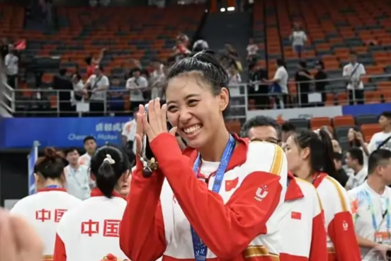唐子婷必将成为中国女篮的主力。刚刚看了女篮全国锦标赛冠军战，四川女篮的唐子婷让人