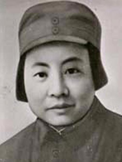 1942年，女地下党员施奇染上了梅毒，没想到敌人又将一团棉花塞进她嘴里，猛地把她
