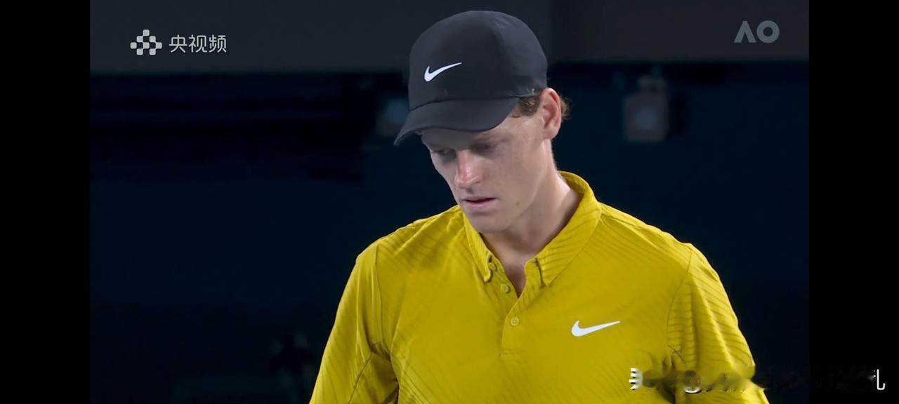 极限反杀，辛纳王者归来，还是那个钢铁侠！4:6丢掉首局后，前世界第一还是