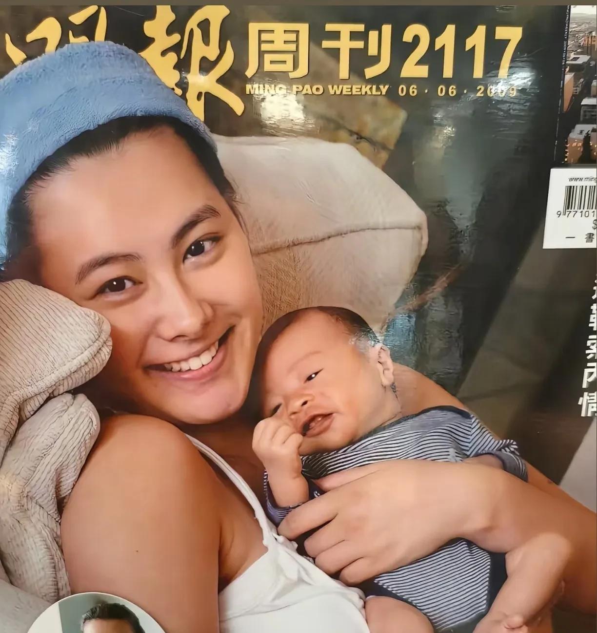 梁洛施当年是真美，就这张她刚刚产完子完全素颜的照片就能证明一切。一般女人刚刚产完