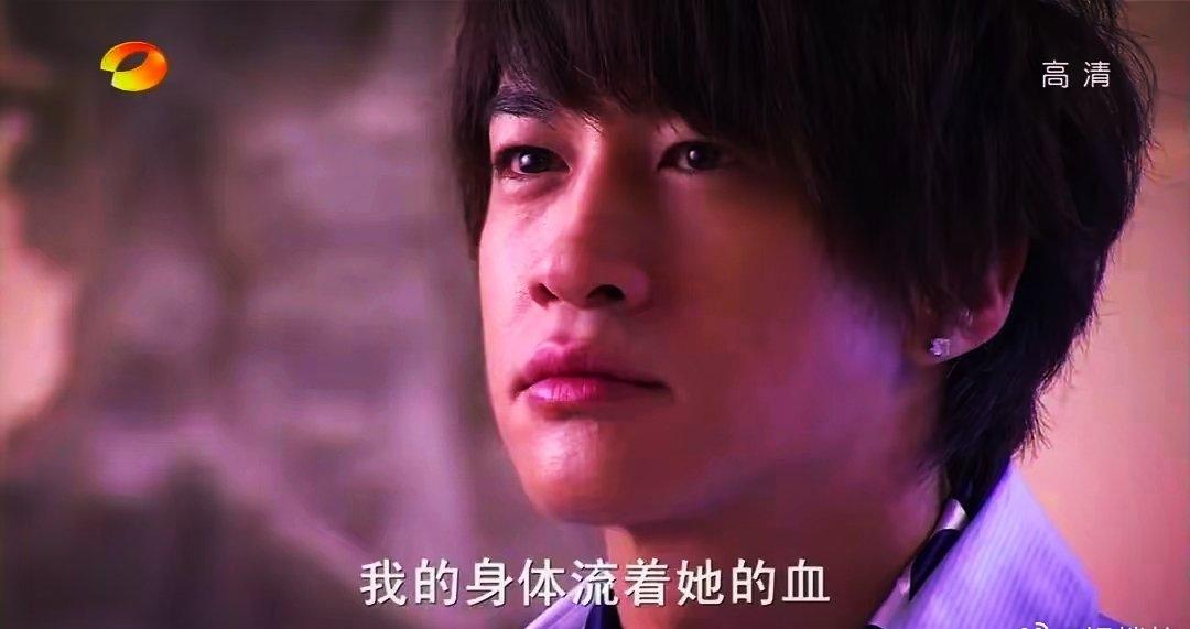 我服了，逐玉的红利，何润东怎么吃到现在。宿迁文旅不仅邀请他现场观战苏超联赛宿