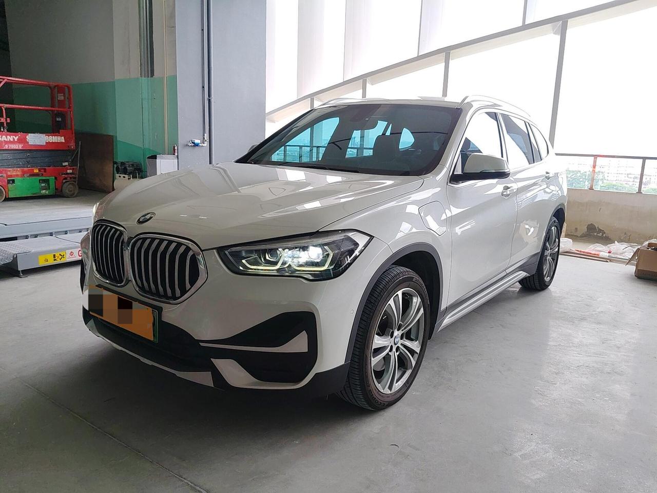 不支持快充，开了六年的宝马X1插混值得入吗？前两天验了一台宝马X1，2020年