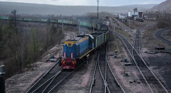 波兰一条通往乌克兰的铁路因爆炸受损。11月16日，有消息称波兰一条通往乌克兰