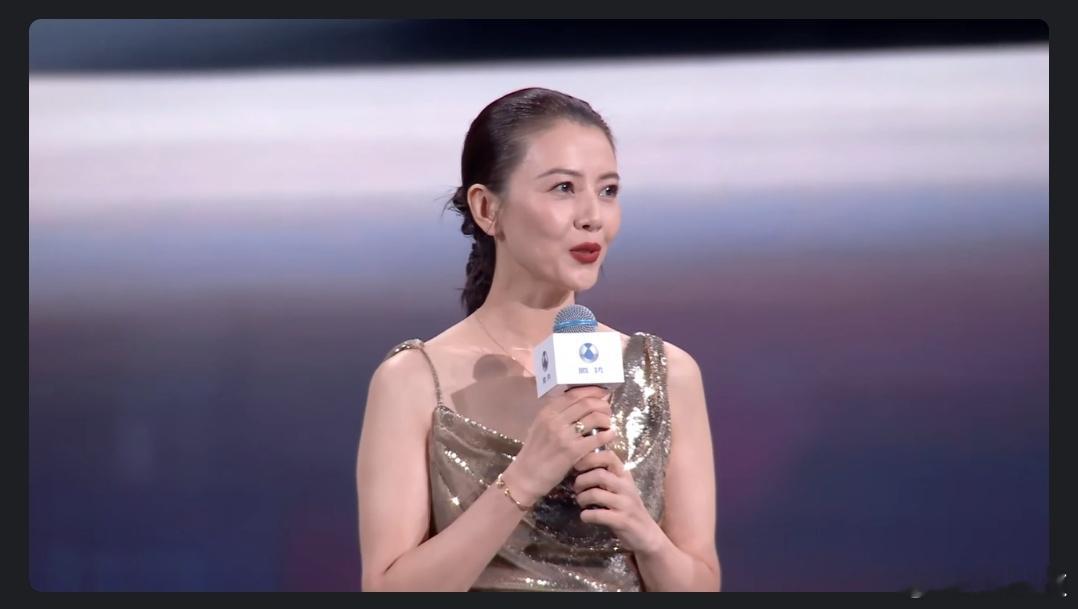 你们就说高圆圆美不美吧听女神说话如沐春风，表达清晰，把腾势N9