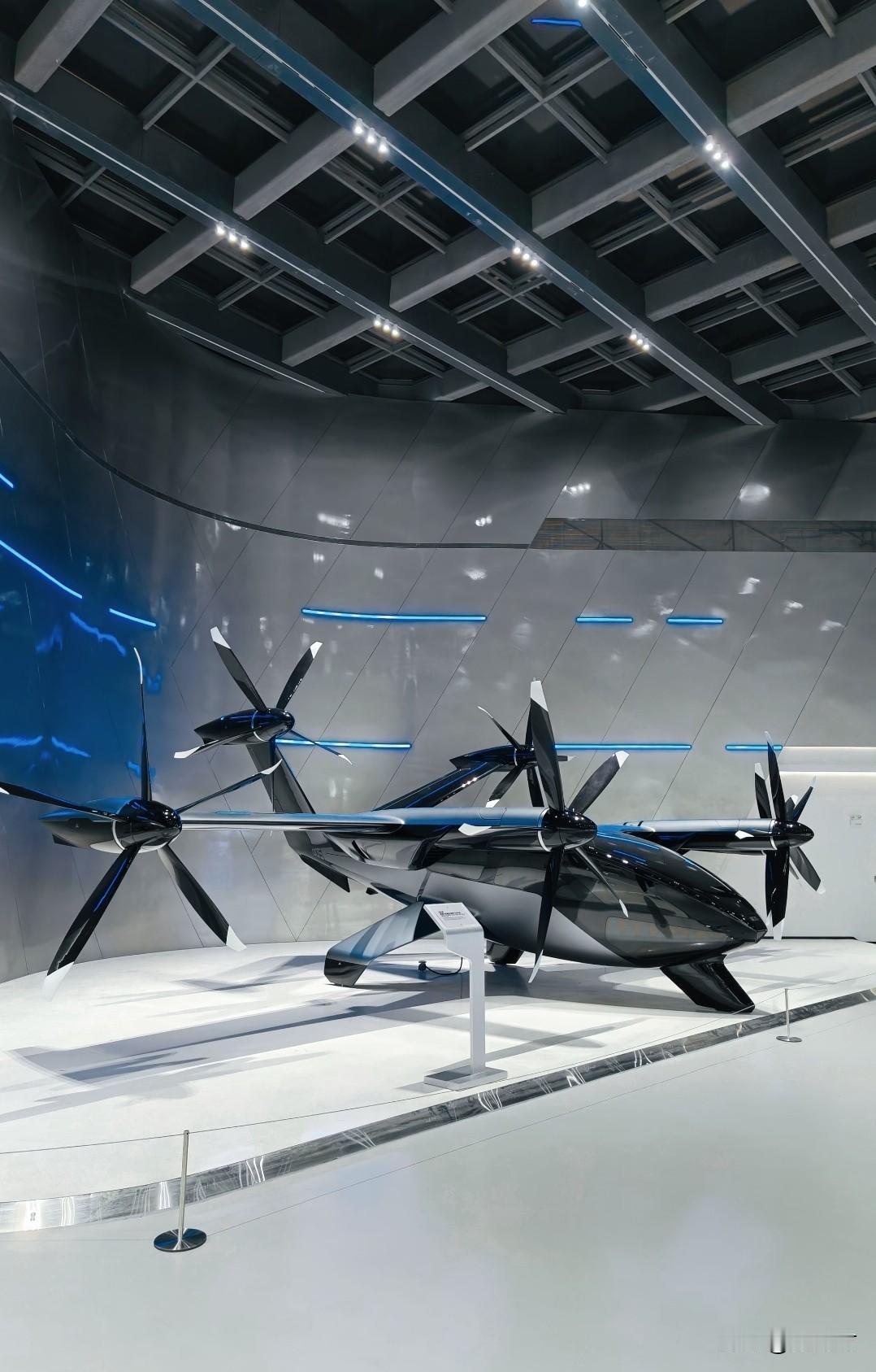 小鹏制造的飞机尺寸日益增大，不禁让人猜想，在不久的将来，它是否会取代波音、空客等