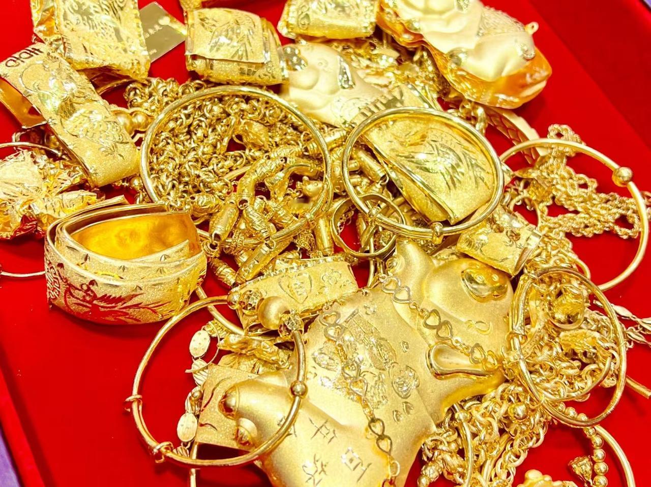 金价冲破4800美元，专家说还能涨到5400，但谁在真金白银买？高盛刚把目