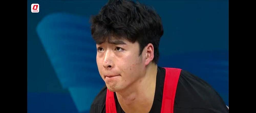 谁还管举重运动员叫“胖子”？！刚在宜宾结束的全国锦标赛，85公斤级决赛现