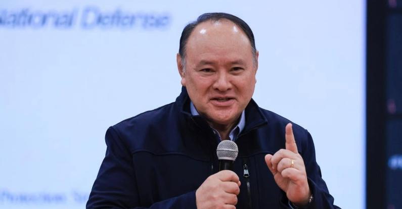 不悔改，菲律宾再次喊话中国！6月28日，这位已经上了中方制裁名单的国防部长，