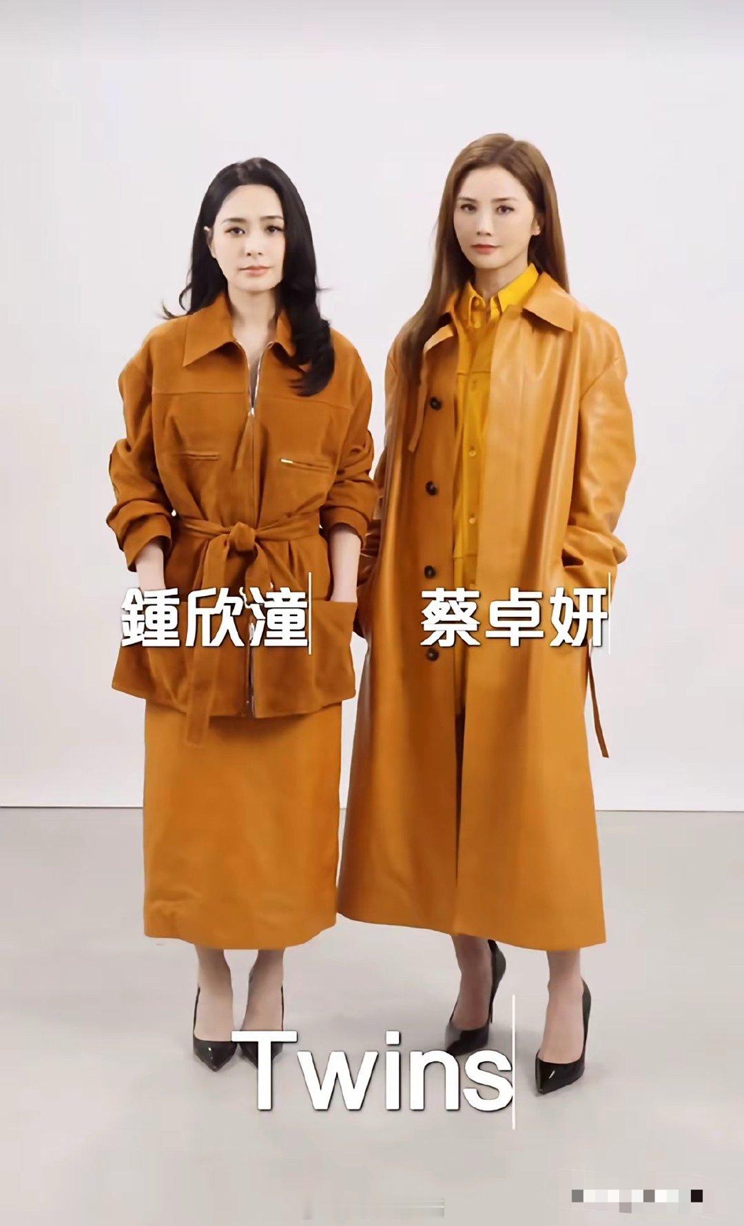 阿娇每次拍半身照或者近照都比阿sa上镜，但是如果拍全身照，还是阿sa赢。