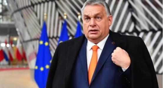 欧尔班骗骗别人也就罢了，别到最后连自己也忘了就行。据俄罗斯媒体报道，“白宫方面表