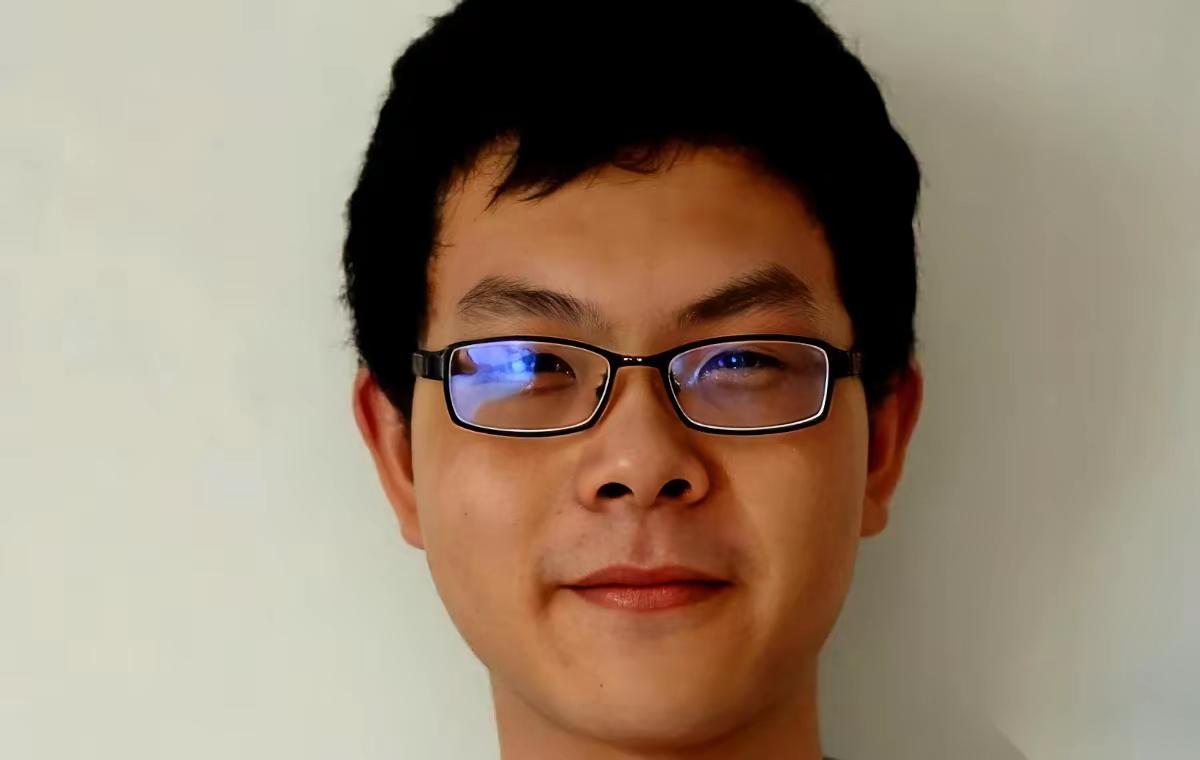 “你把我祖国列为‘敌对国家’？那对不起，我只好把你这家公司给‘炒’了。”这哥们