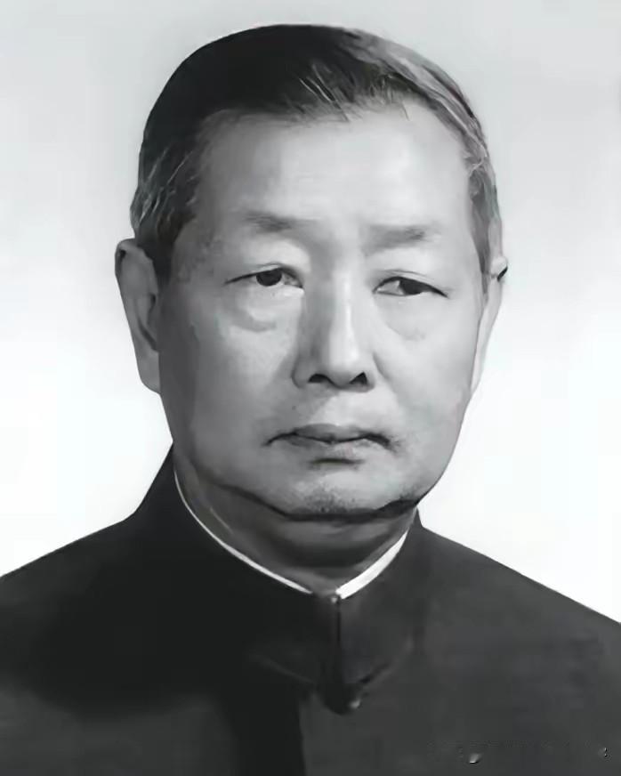 1971年7月，中国大使张伟烈正在摩洛哥王宫参加盛宴，突然大批士兵冲进来疯狂扫射