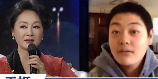 1998年，王姬拍完戏回家，一进门发现母亲跪在地上，她惊慌失措地说：“你这是干什