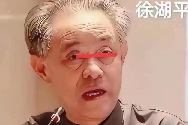 判决落槌了，大家反而更不舒服：罪名是受贿，刑期三年，罚金二十万。可很多人看完