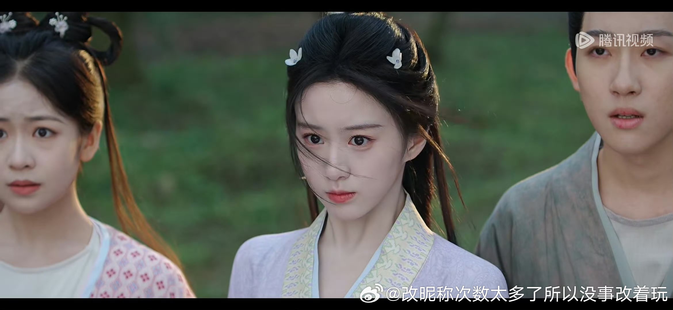 包上恩这资质+啥水花没有就一堆资源愣捧也不知道鹅想啥