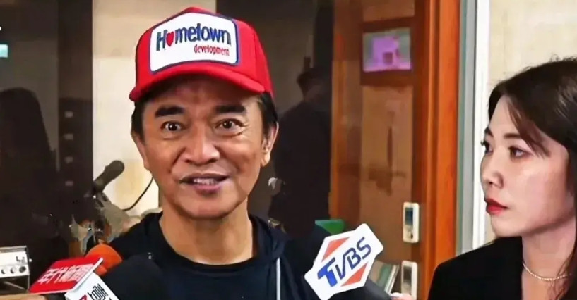 吴宗宪笑罗大佑摊上事了。罗大佑这几天摊上事了，在湾湾被骂惨了，他表态，民进党不