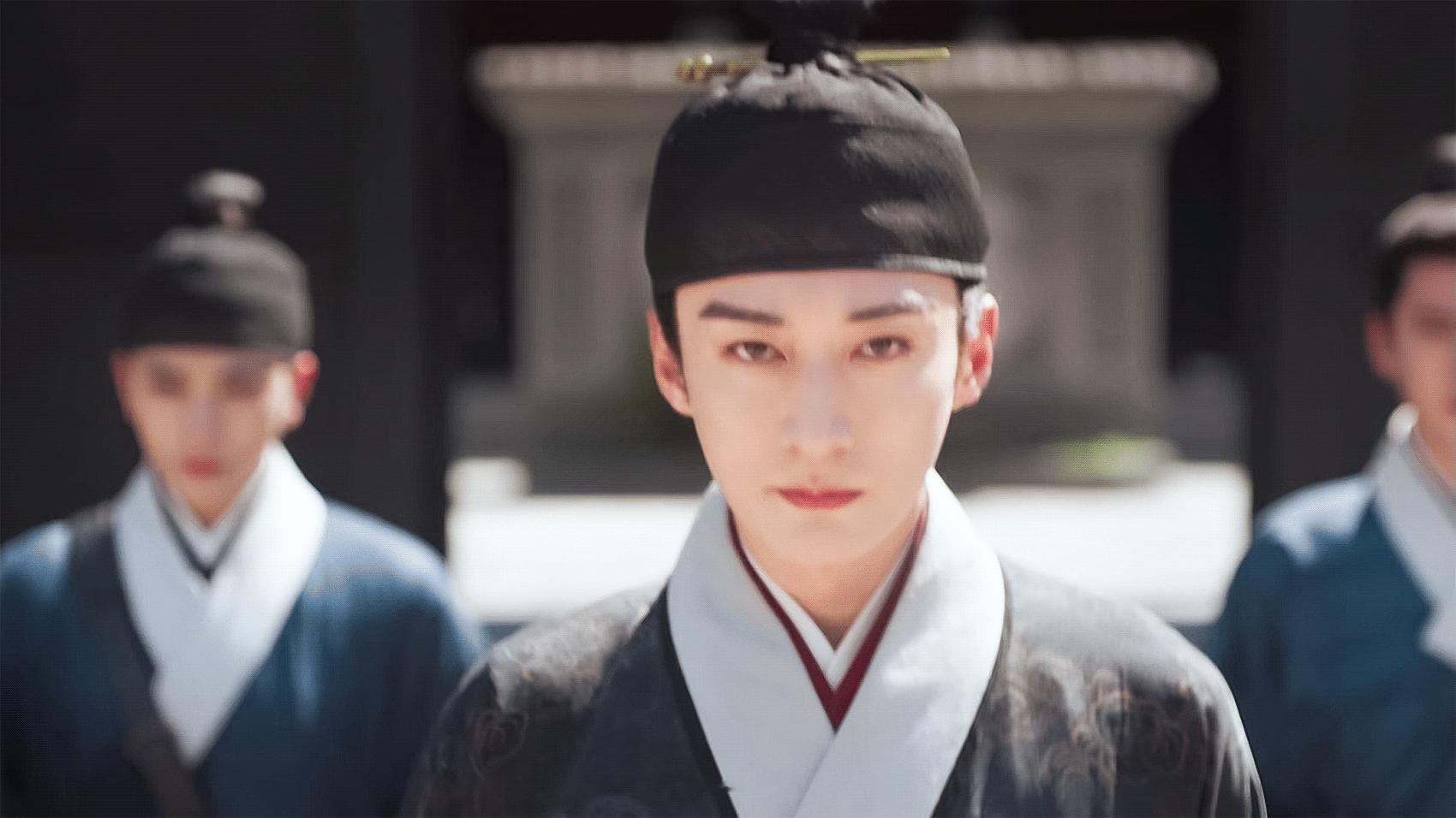刘学义吓老子一跳林锦岐这个角色的矛盾感，在这个镜头里全出来了。表面是温润世家公子