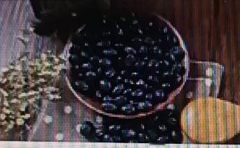 黑豆这小东西，真称得上是养生界的“隐藏大佬”！调查发现，它对几种慢性病可有不小的