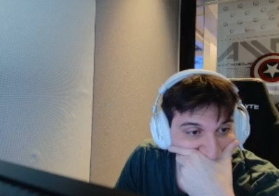 RTZ直播言辞激烈吐槽与怪物猎人的联动更新称刀塔不需要这样的活动，与其搞这些花里