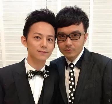 之前还有汪涵勉强和何炅抗衡，双一哥的阵容维持多年，两人平时各自有主打的周末综艺和