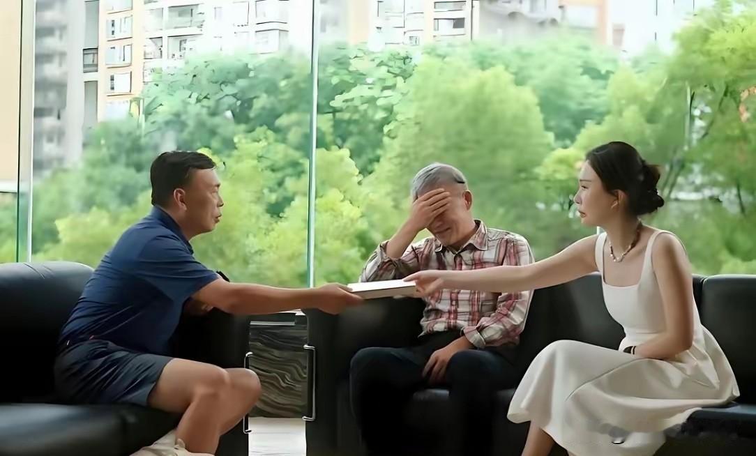 田朴珺送书给段永平的名场面，至今让人笑岔气，这相当于现实版的班门弄斧，送书真的不