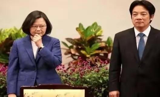 自断后路？蔡英文警告大陆：谁也无法阻挡台湾“立国”。在蔡英文当局时，为了谋求