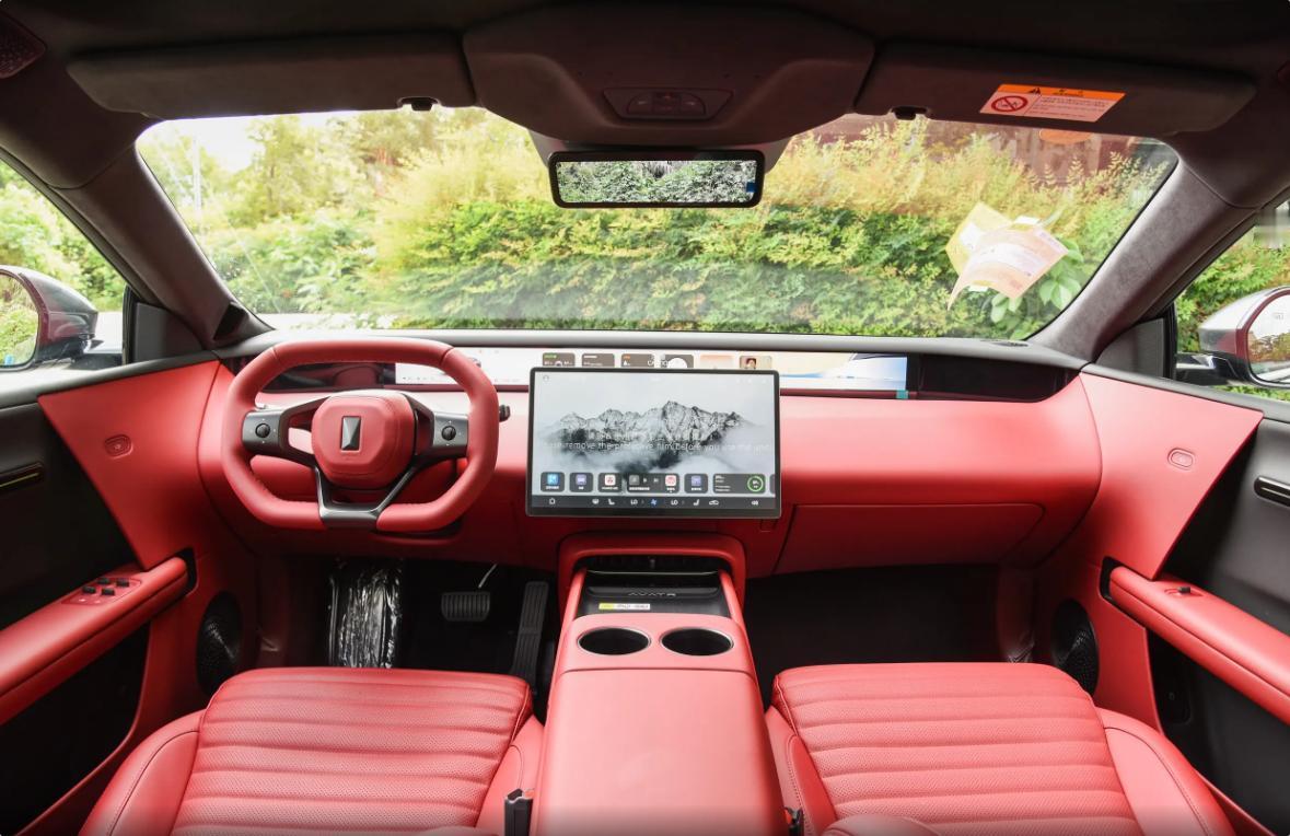 我来说句公道话。当然了，希望它月销5000以上，肯定初心是好的。但这款车销量