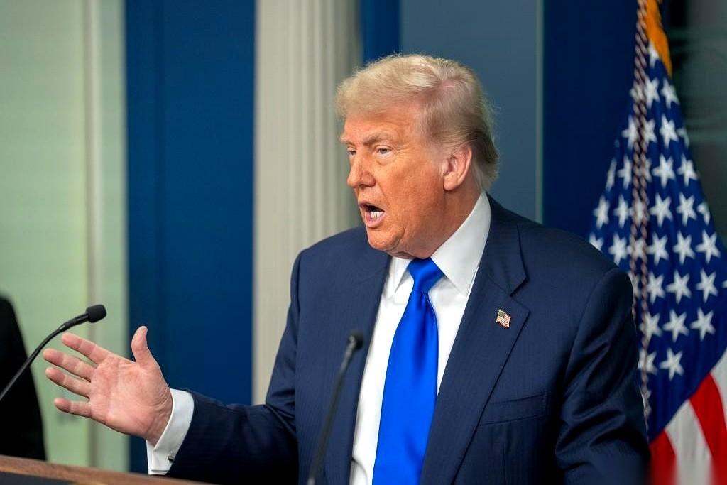 前脚刚下单买了他们家4船大豆，后脚人家就把咱家几百万件智能手表、摄像头，从货架上