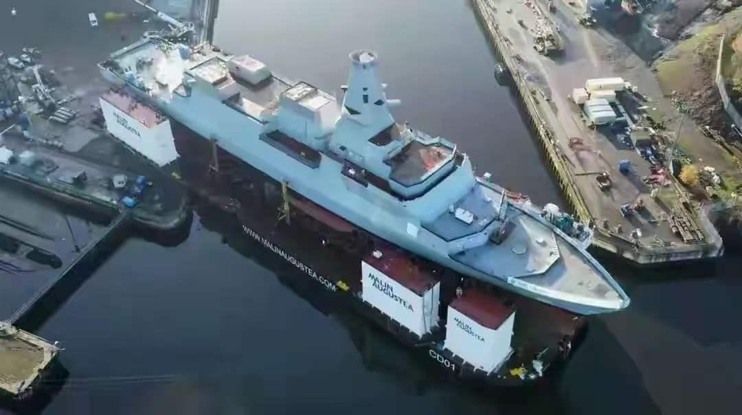 返工切开舰体，工序全乱套了，英国造船到底怎么了。最近听说一艘快造好的军舰，居然