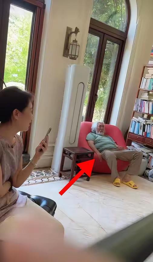 张纪中给所有男人上了一课，找年轻的小娇妻可以，生五六个孩子也可以，但是吧你的